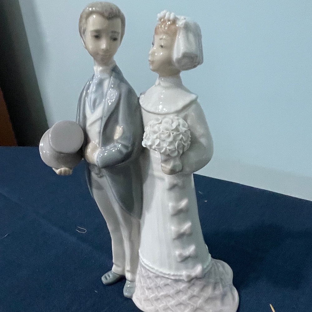Lladro WEDDING Figurine 4808 (Glossy)